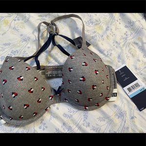 Tommy Hilfiger 34C T-shirt Bra, Hearts Pattern